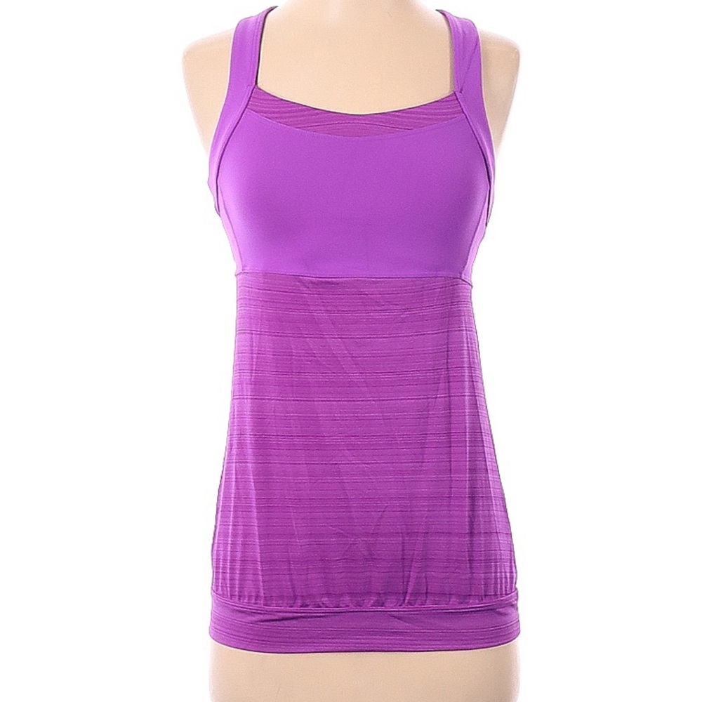 Athleta tank with built-in bra, size extra small